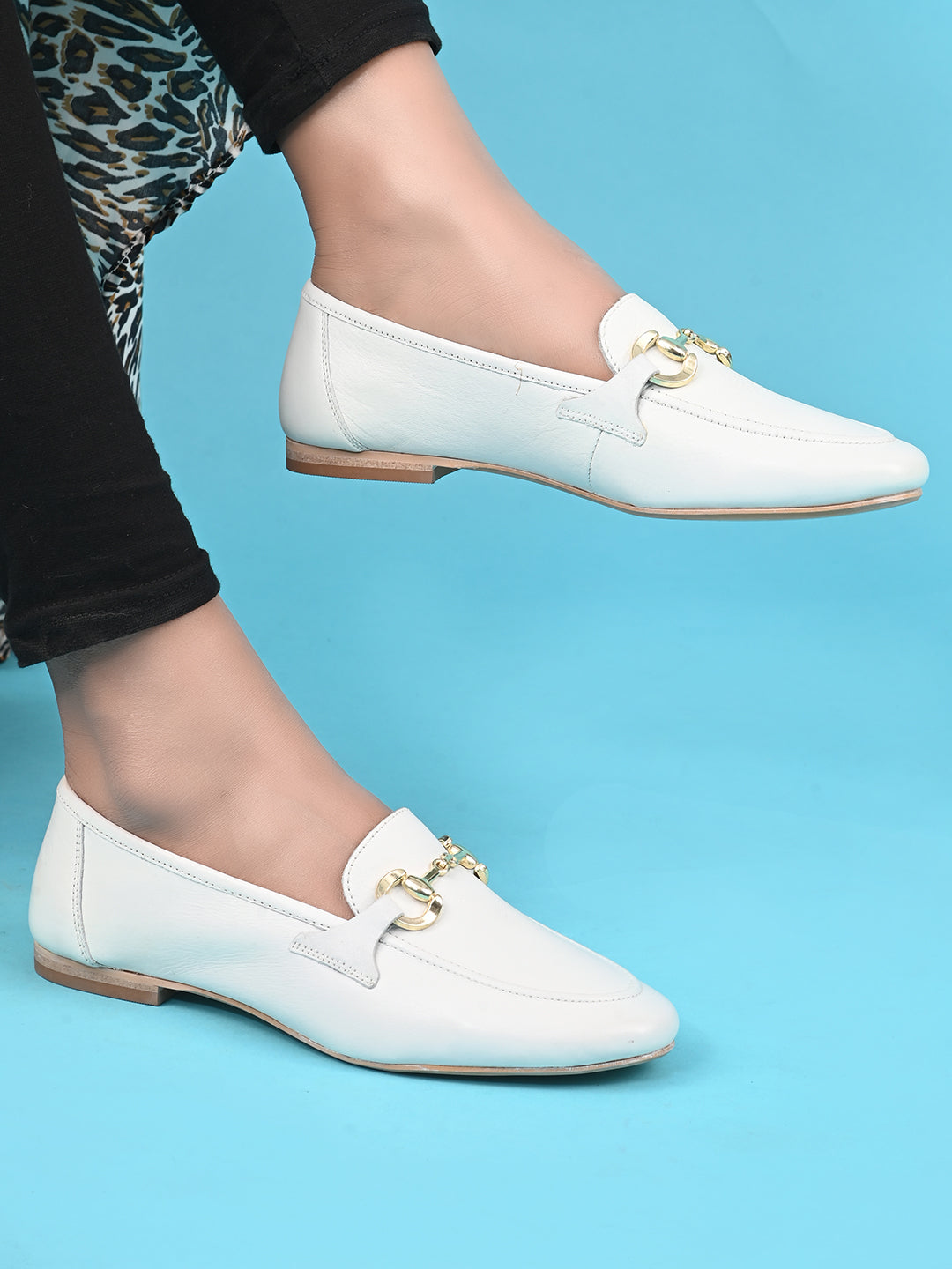 Casual White Leather Ballerinas